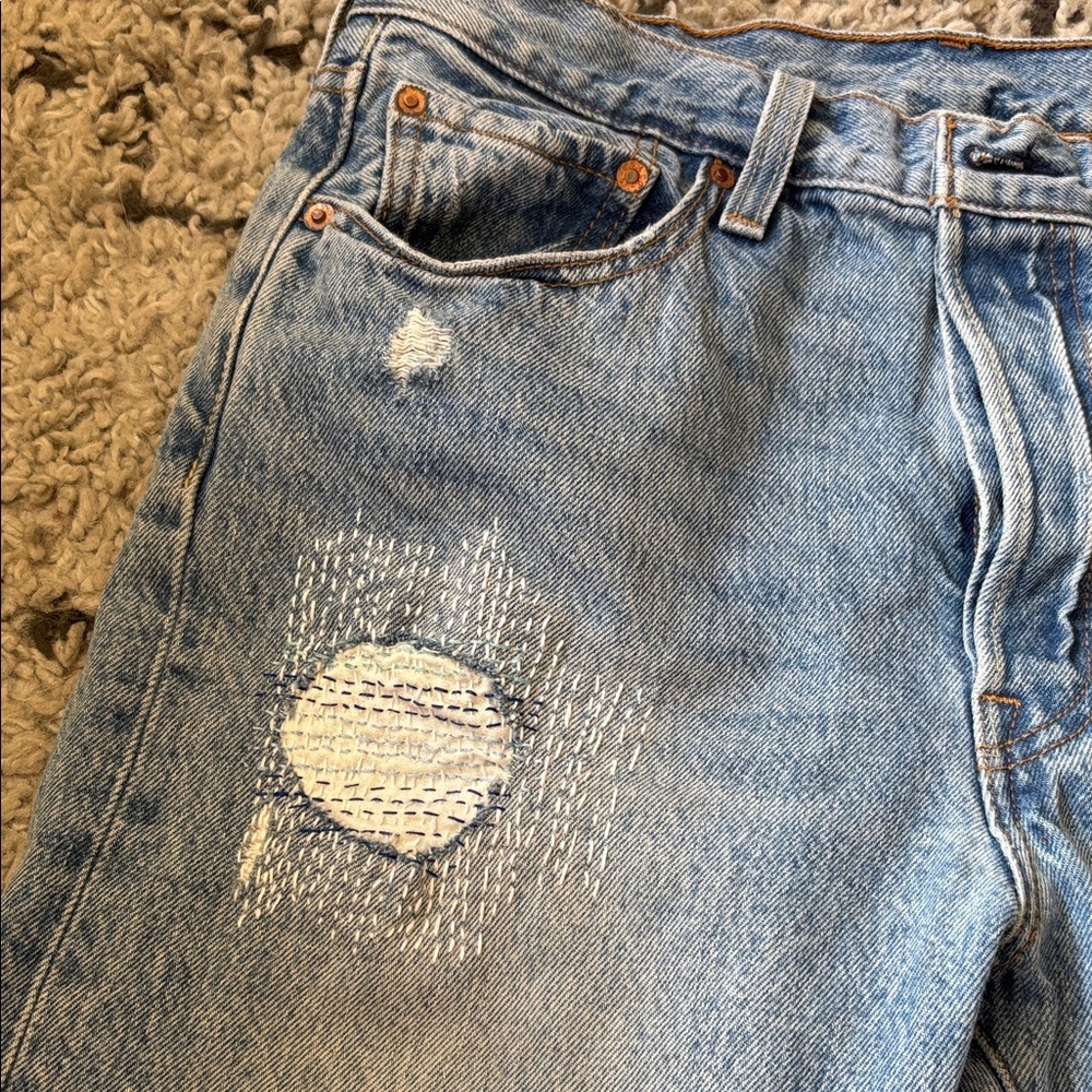 Levi's sashiko stitching 
Women's jeans